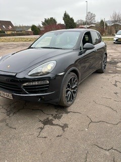 PORSCHE CAYENNE